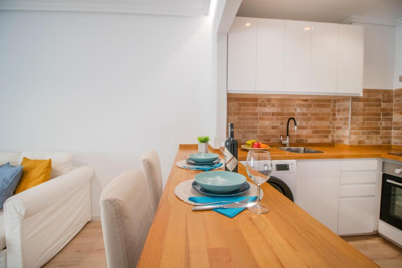 Feines Appartement Mit Hafenblick Santa Pola Exterior photo